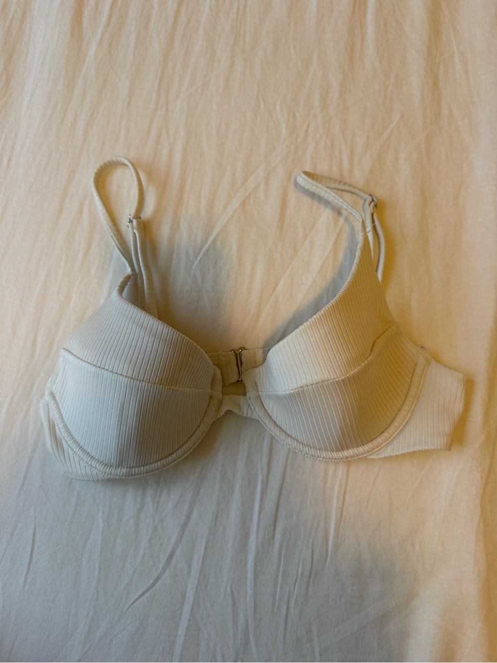 H&M Ribbed Front-Close Underwire Bra in Cream